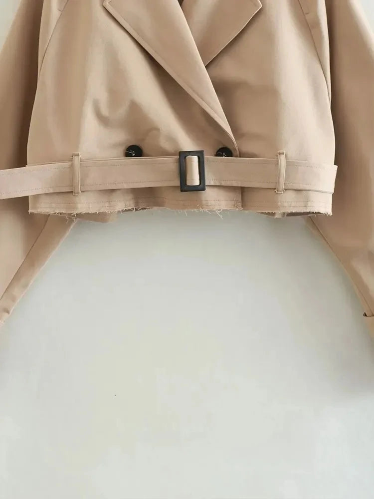 Lotte | Cropped trenchcoat met dubbele knopen